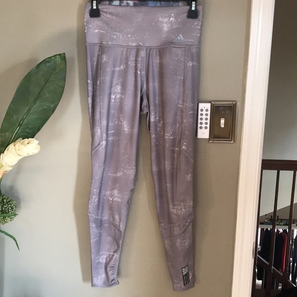 Brand New Adidas Mid Rise 7/8 Gray Reflective Running Workout Leggings - Picture 3 of 16